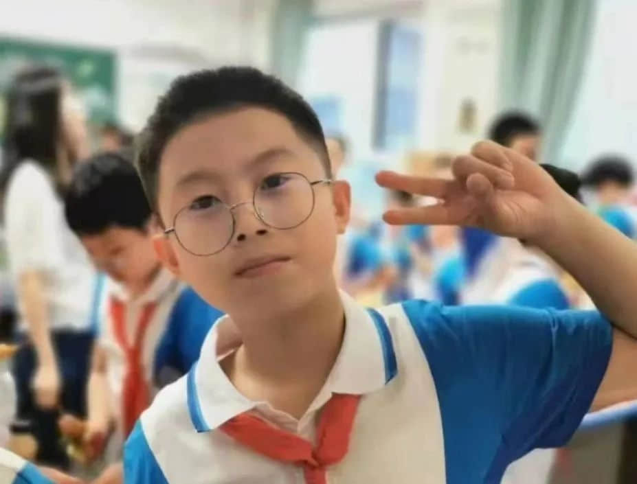 【立小•校园微景观】你笑起来真好看｜冬日笑脸最童年