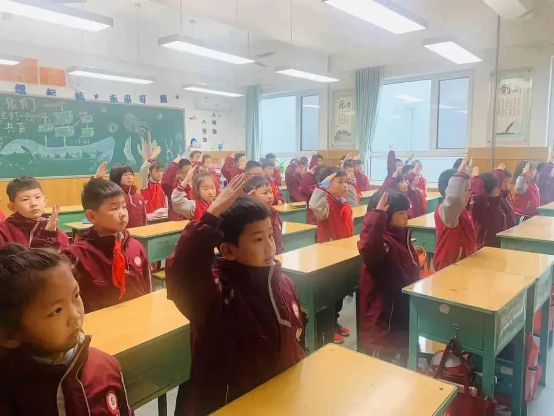 【立小•国旗下的思政课】勿忘国耻 铭记历史｜私立一中附属小学国家公祭日纪念活动