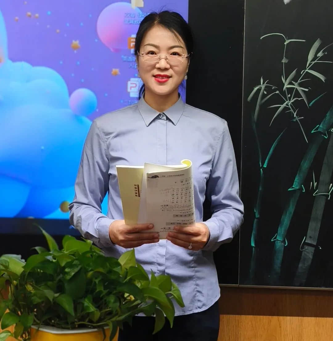 【立小•班本课程】小报大文章 习作展风采 | 二十班习作主题班本课程纪实