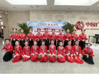 【立小•新年献词】为教育赋能 让生命发光｜石家庄私立一中附属小学2024年新年献词