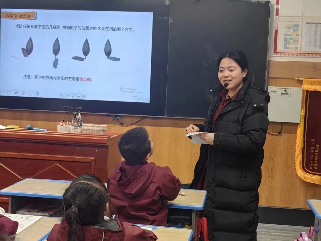 【立小•聚焦教学】推门听课促成长 收心归位新起航｜石家庄私立一中附属小学开展新学期“推门听课”活动