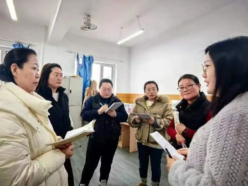 【立小•聚焦教学】推门听课促成长 收心归位新起航｜石家庄私立一中附属小学开展新学期“推门听课”活动