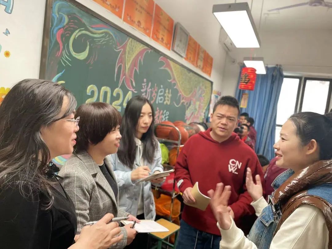 【立小•聚焦教学】推门听课促成长 收心归位新起航｜石家庄私立一中附属小学开展新学期“推门听课”活动