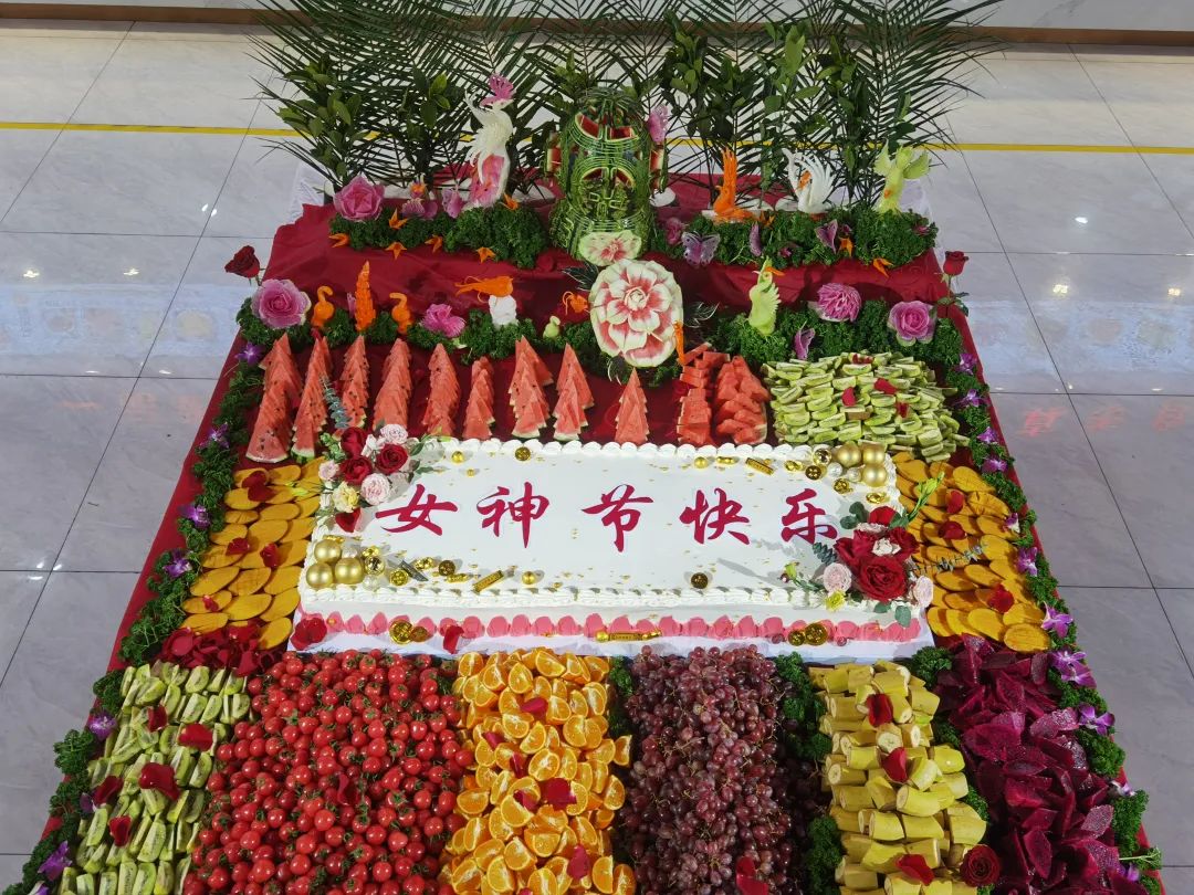 致敬最美女教师，铿锵玫瑰别样红！