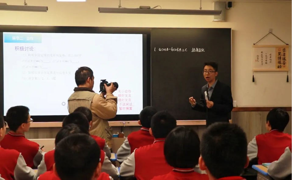 中央电视台CCTV栏目组走进石家庄私立第一中学