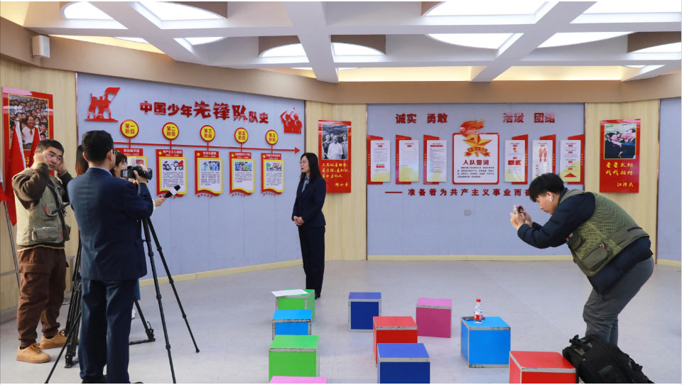 中央电视台CCTV栏目组走进石家庄私立第一中学