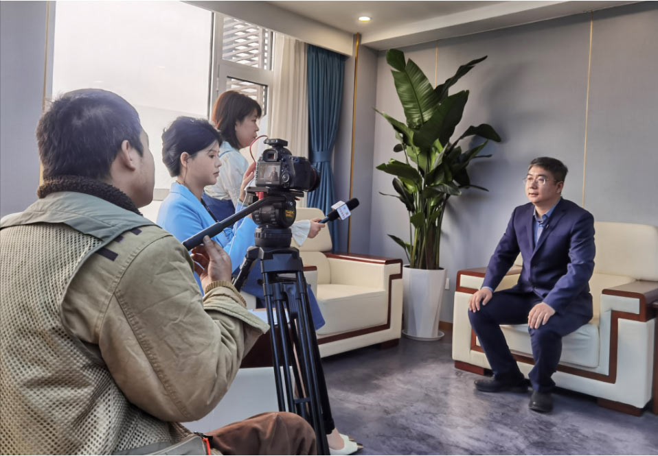 中央电视台CCTV栏目组走进石家庄私立第一中学