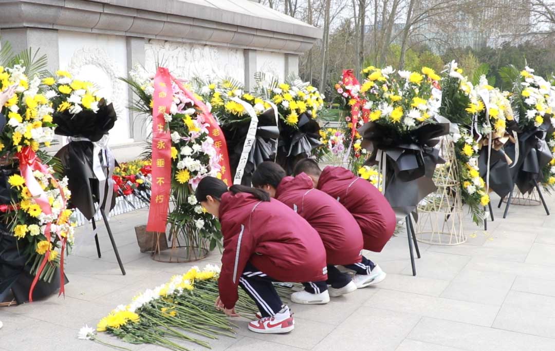 清明祭英烈 吾辈当自强丨向英雄致敬！