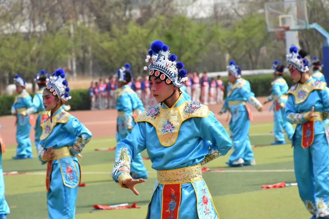 【立小•五立德育】艺起舞动 国韵生香︱高新区运动会立小大型戏曲操纪实