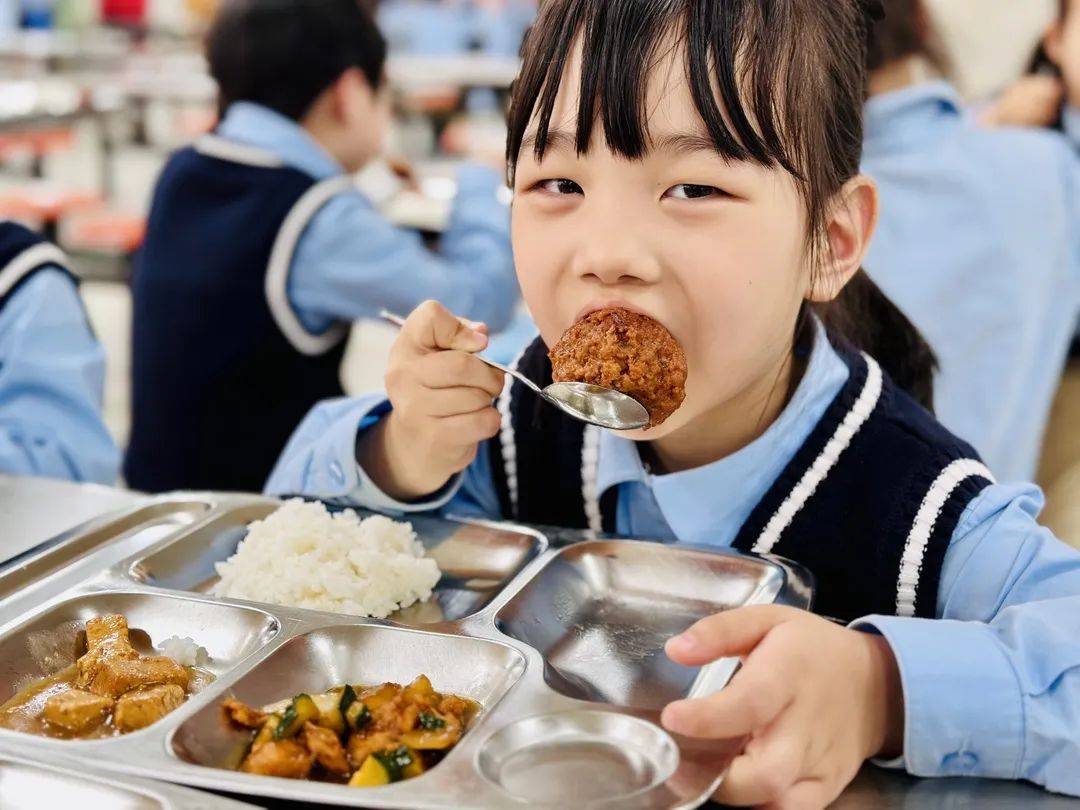 【预•美食】三餐四季 “食”光漫长 专注营养——石家庄私立一中附小预科部|每月食谱