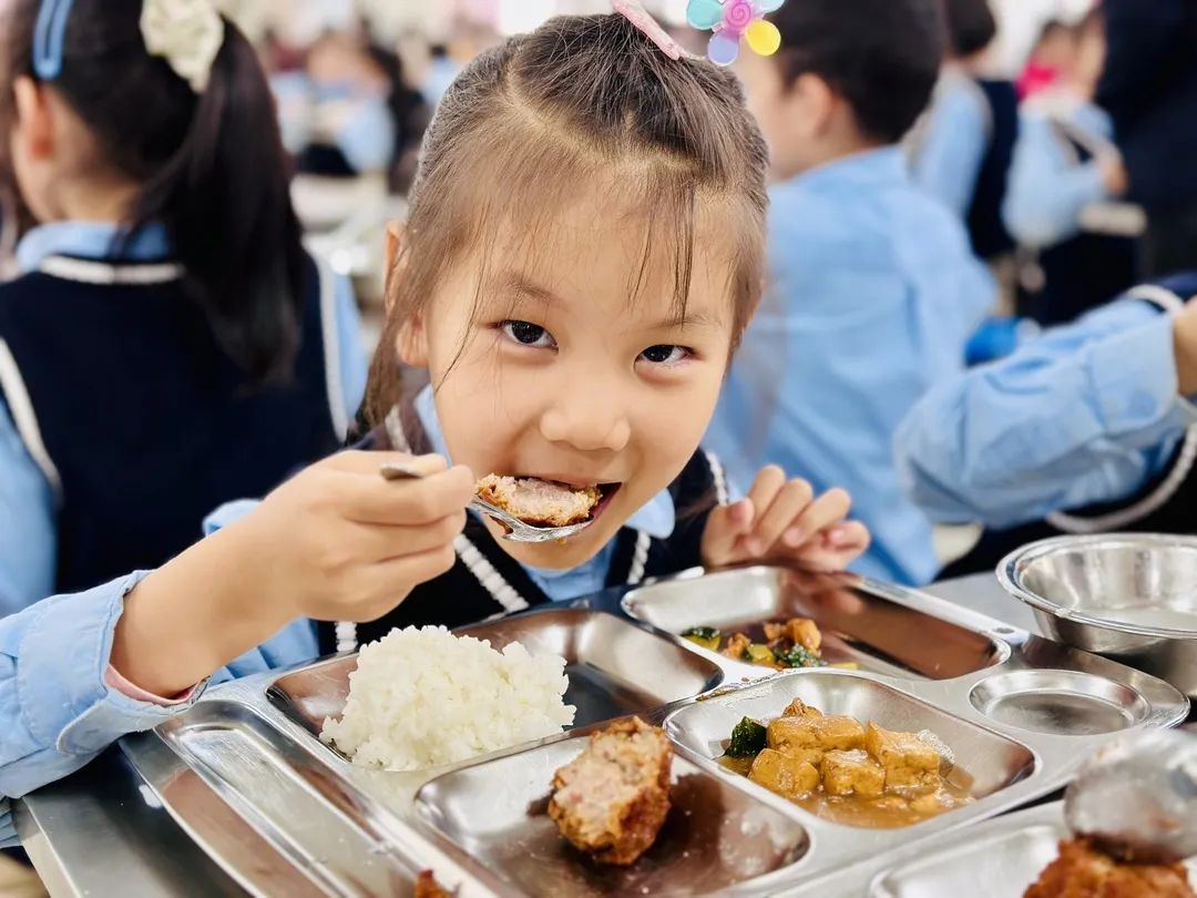 【预•美食】三餐四季 “食”光漫长 专注营养——石家庄私立一中附小预科部|每月食谱