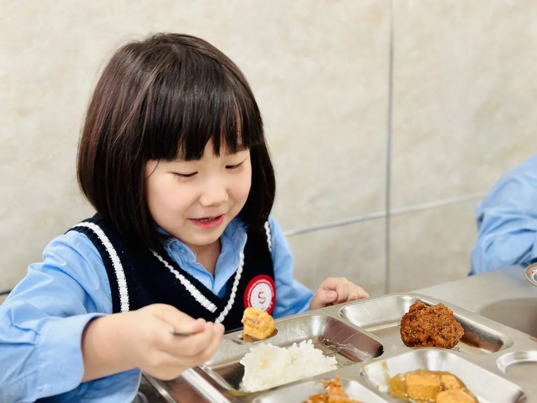 【预•美食】三餐四季 “食”光漫长 专注营养——石家庄私立一中附小预科部|每月食谱