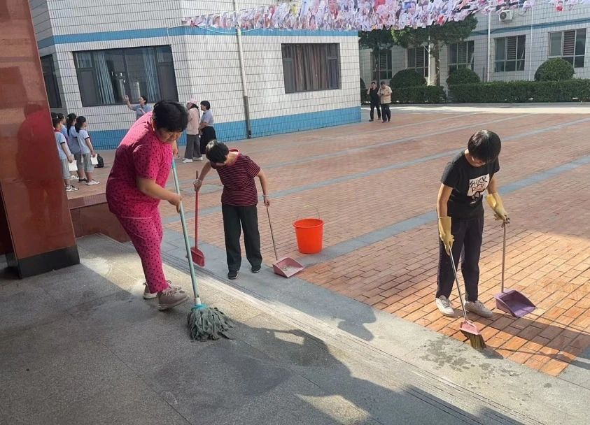 【立小• 五美校园】“洗城降尘 美化环境”｜私立一中附属小学在行动