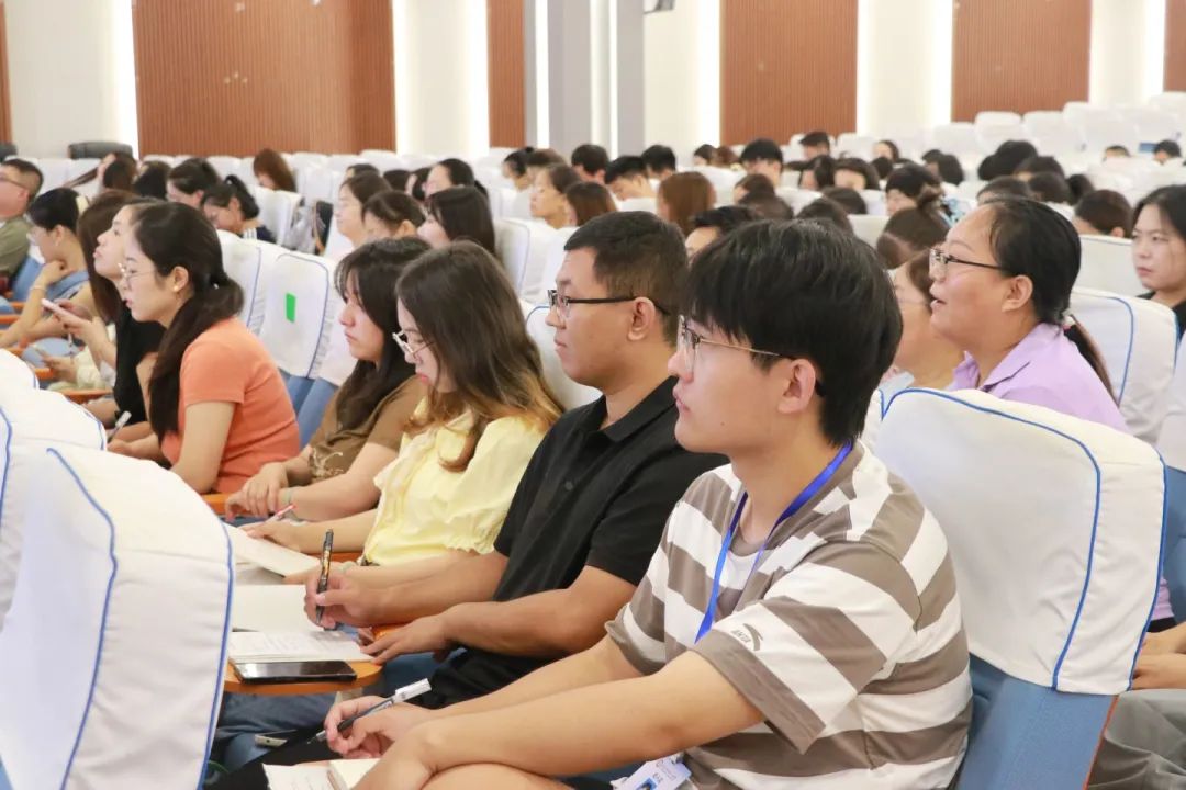 培训赋能踏新程 踔厉独行续辉煌丨石家庄私立第一中学暑期全员培训纪实