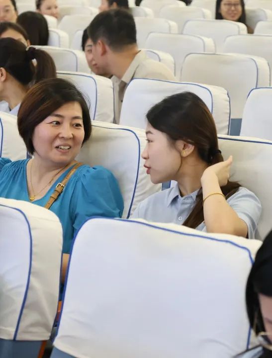 【立小 • 开学季】“ 凝心聚力创美好 幸福发光向未来 ” 2024——2025年新学年教师大会暨期初家校恳谈会
