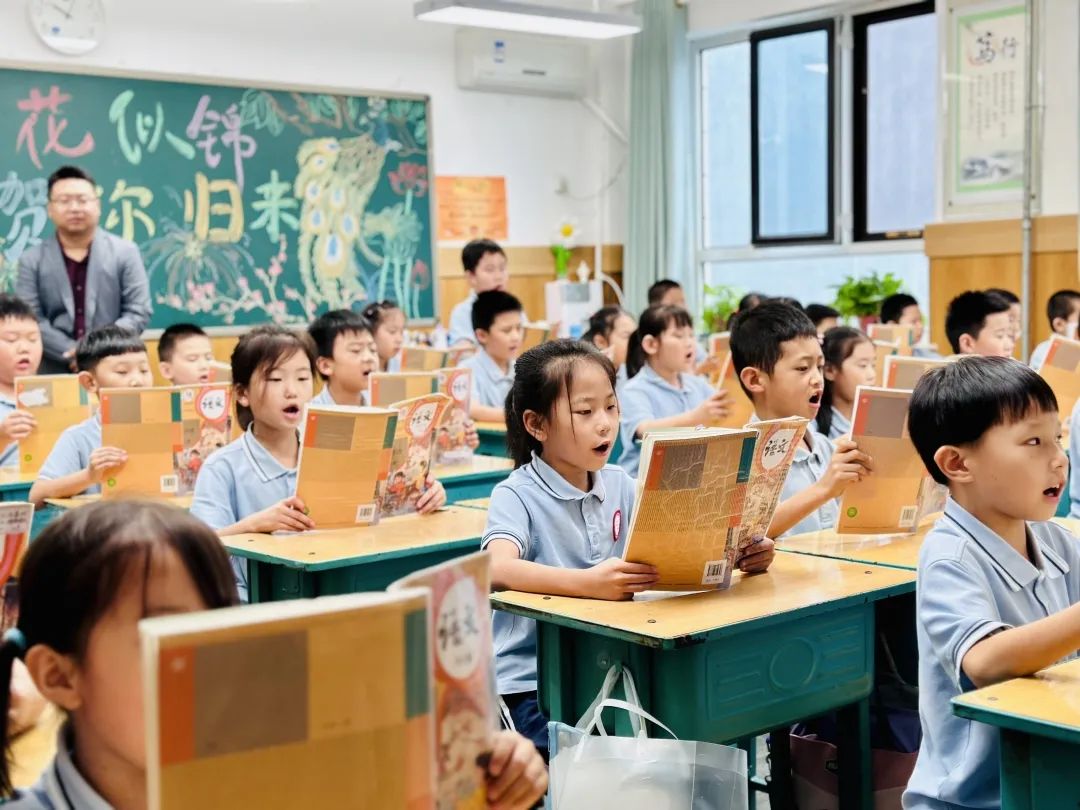 【立小•快讯】河北省政协教科卫体委到我校调研