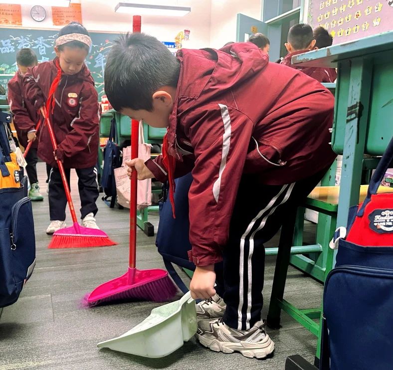 【立小 •评价】“习惯护照”鉴成长 “亲子手册”共育娃……有爱的一波来啦！