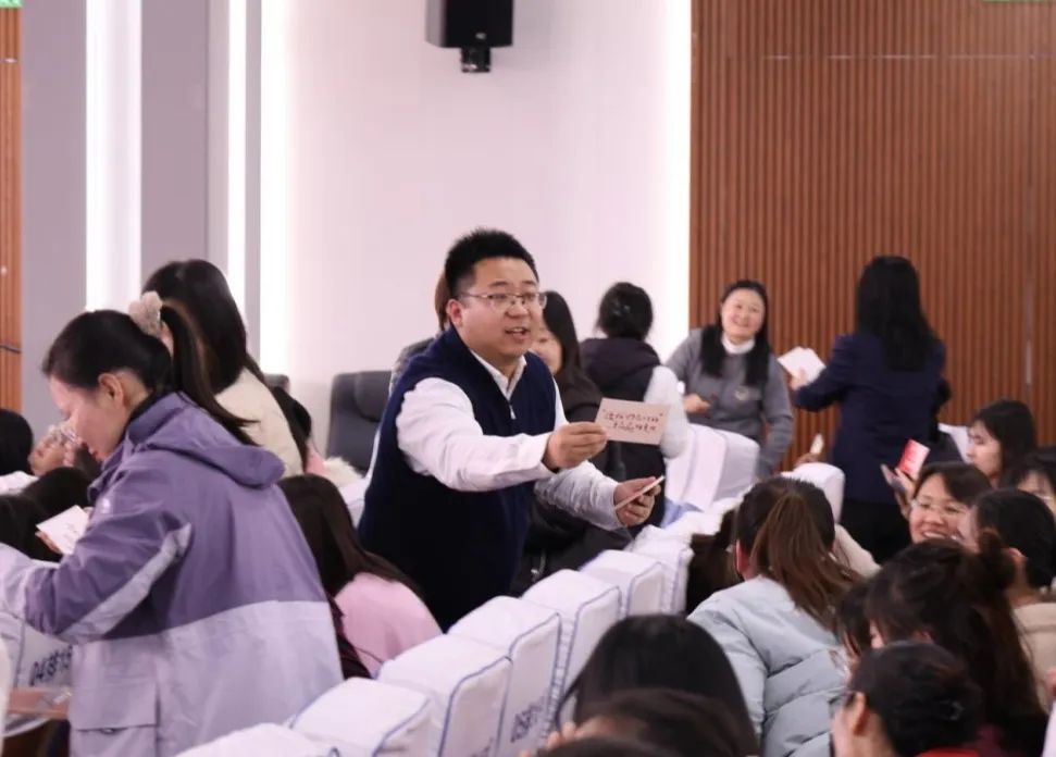 【立小 • 新春】石家庄私立一中附属小学首届新春团拜会来了！