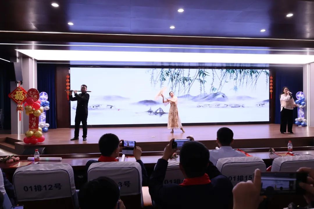 匠心筑梦齐奋进​ 踔厉笃行谱华章丨石家庄私立第一中学2025年会盛典