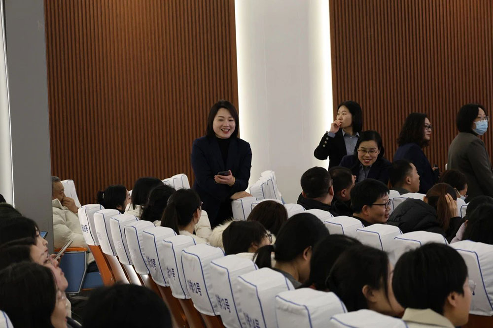 【立小 • 开学季】倾听你的声音 新岁我们一起 | 2025年春季期初家校恳谈会
