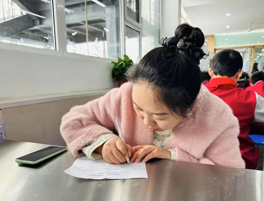 【立小 • 美食】美好“食”光 与爱同在 | 春季家长陪餐侧记