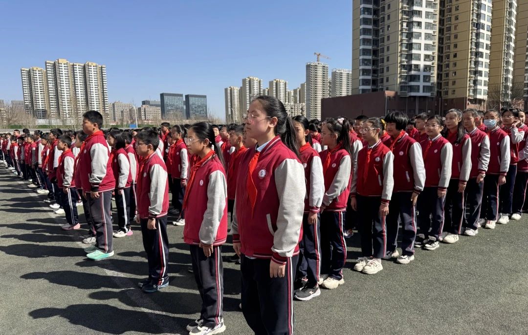 【立小•德育】春日从画笔出发 邂逅六年级那炫彩的百日时光