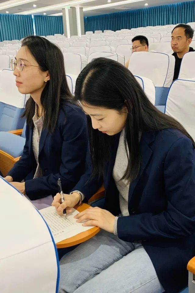 【立小•研修】Deepseek人工智能强势赋能 省级研修重塑基础教育新生态