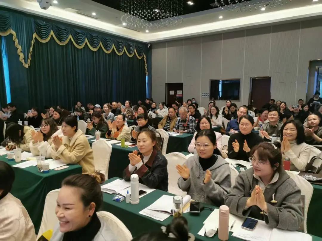 【立小 • 教学】当苏轼的诗遇上音符与色彩｜徽派课堂展示三师共奏晴雨曲