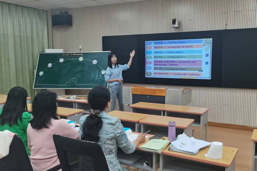 【立小 • 教学】双语辩课展英姿 笔绘丹青共争辉｜区教师素质赛活动纪实〈二〉
