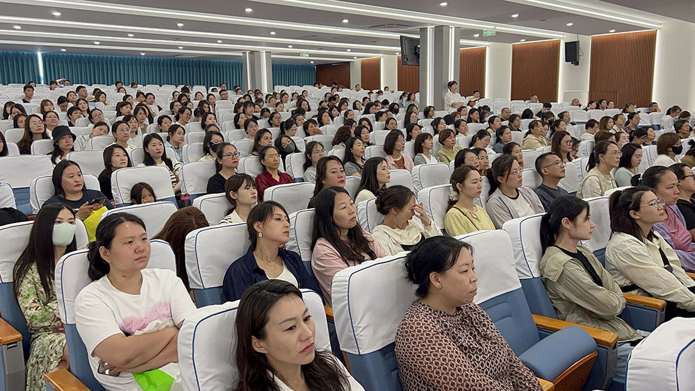 【立小•家校共育】又一种教育智慧！从家长会开始 | 2024-2025学年下学期家长会温馨落幕