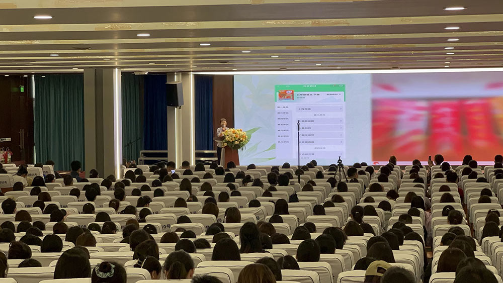【立小•家校共育】又一种教育智慧！从家长会开始 | 2024-2025学年下学期家长会温馨落幕