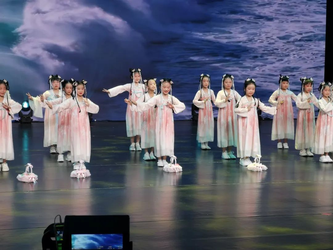 【立小 • 美育】蒲月长歌 共迎端午|立小携手中华诗园端午节亮相市台