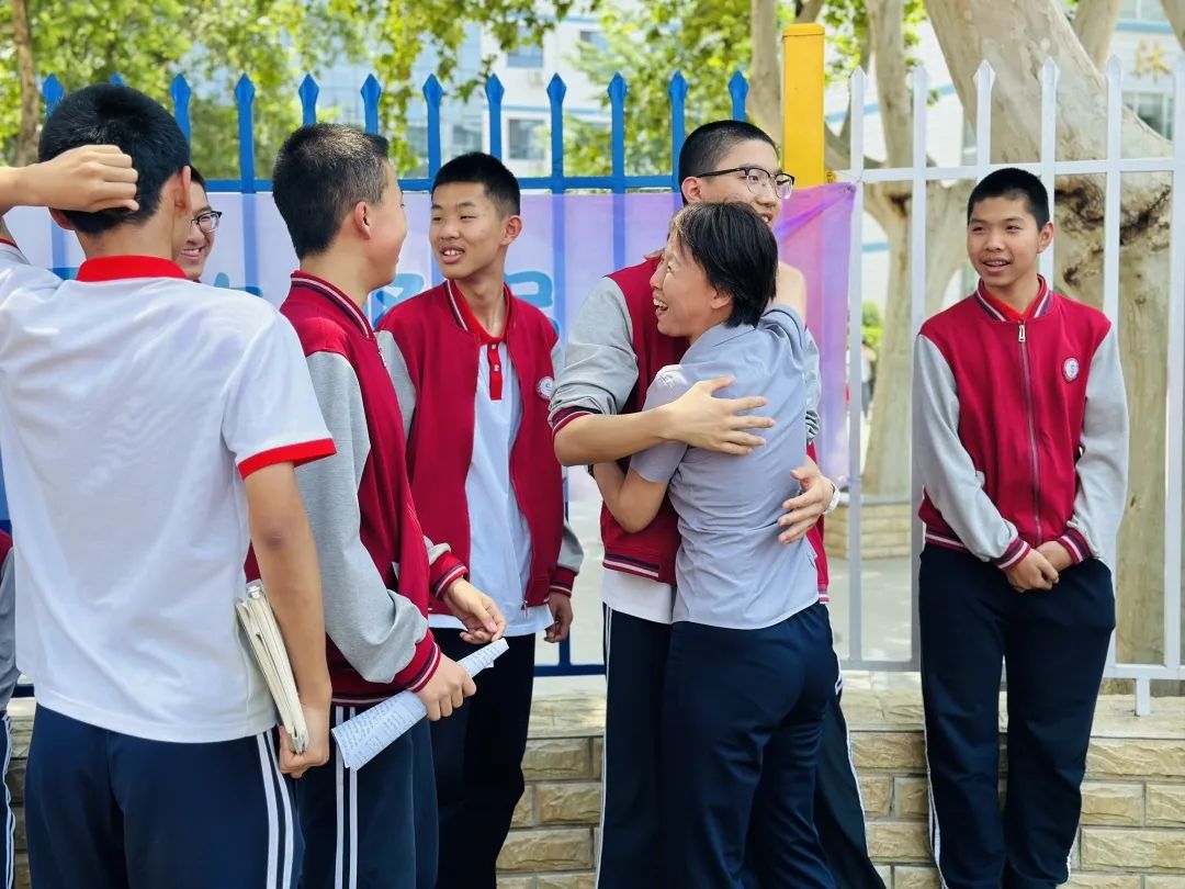 【立小 • 绽放】中高考加油！书写属于你们的荣光