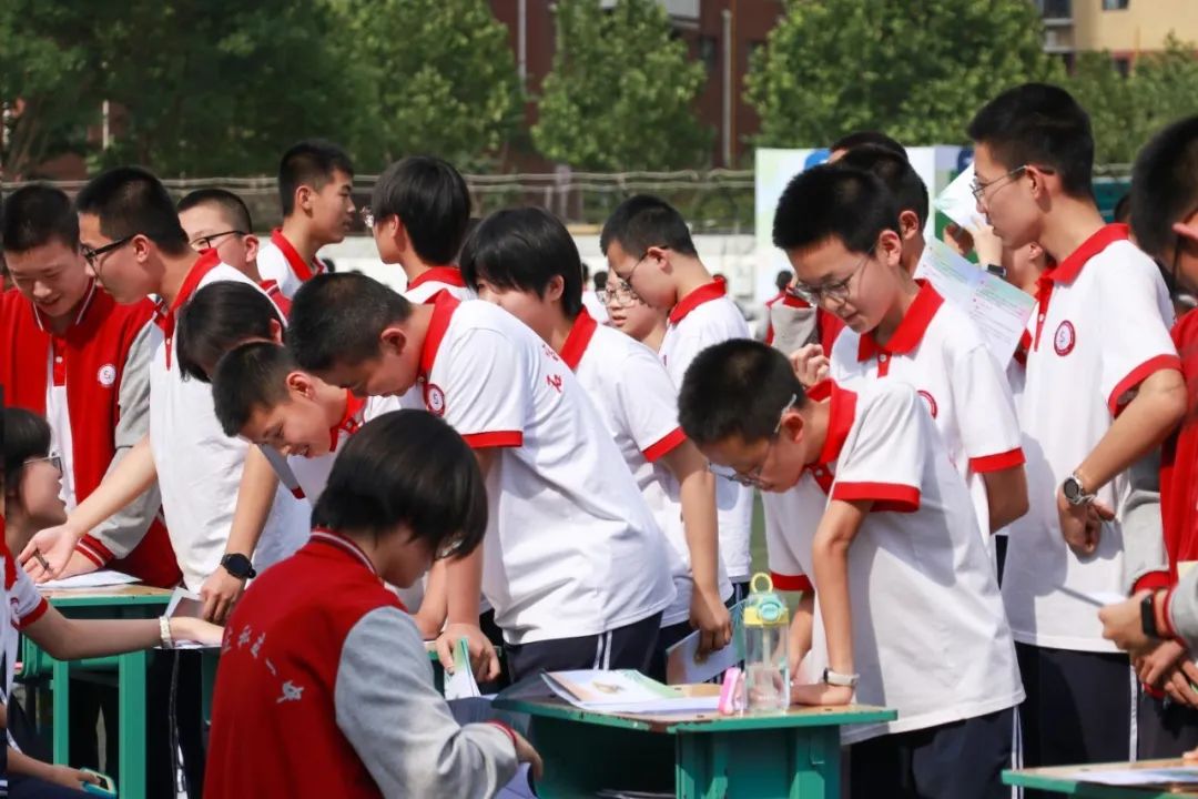 青春“心”动力 游园乐分享丨心理游园会圆满落幕，让爱点亮成长之路