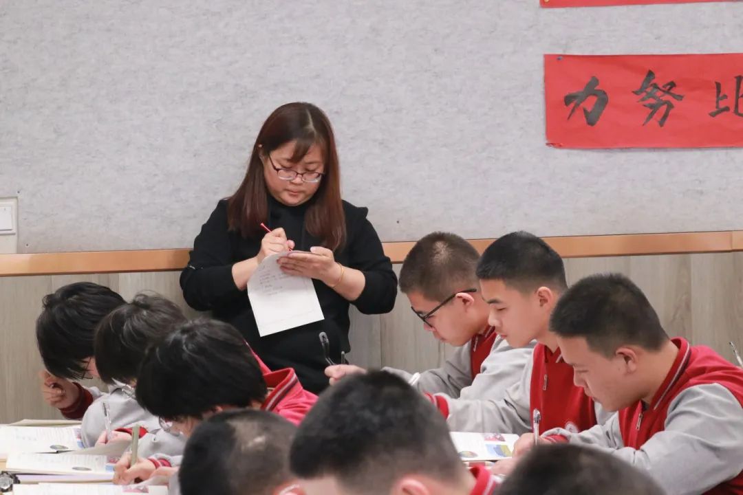 学生之眼：揭秘私立一中骨干教师这个教学能量磁场