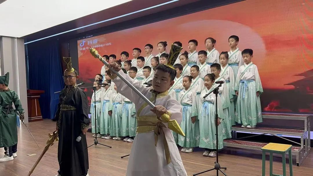 【立小 • 美育】律动与色彩 书写艺术盛宴的精彩答卷｜2025年上半年美育成果纪实