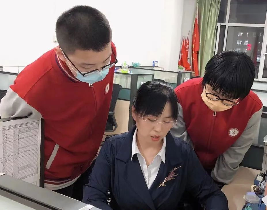 【初中•名师】红心育栋梁 匠心铸师魂 | 致敬七月最美教师