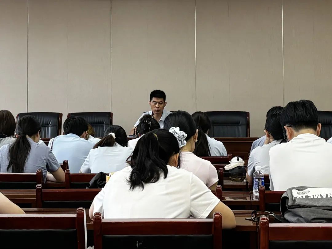 凝“新”聚力共奋进 砥砺同行谱新篇 丨石家庄私立第一中学2025年暑期全员培训大会隆重启幕