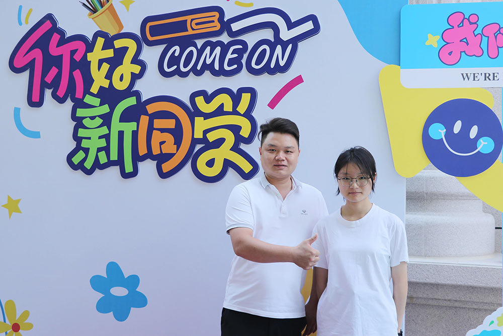 梦想启航，温暖相遇！石家庄私立第一中学新生报到日全程高燃