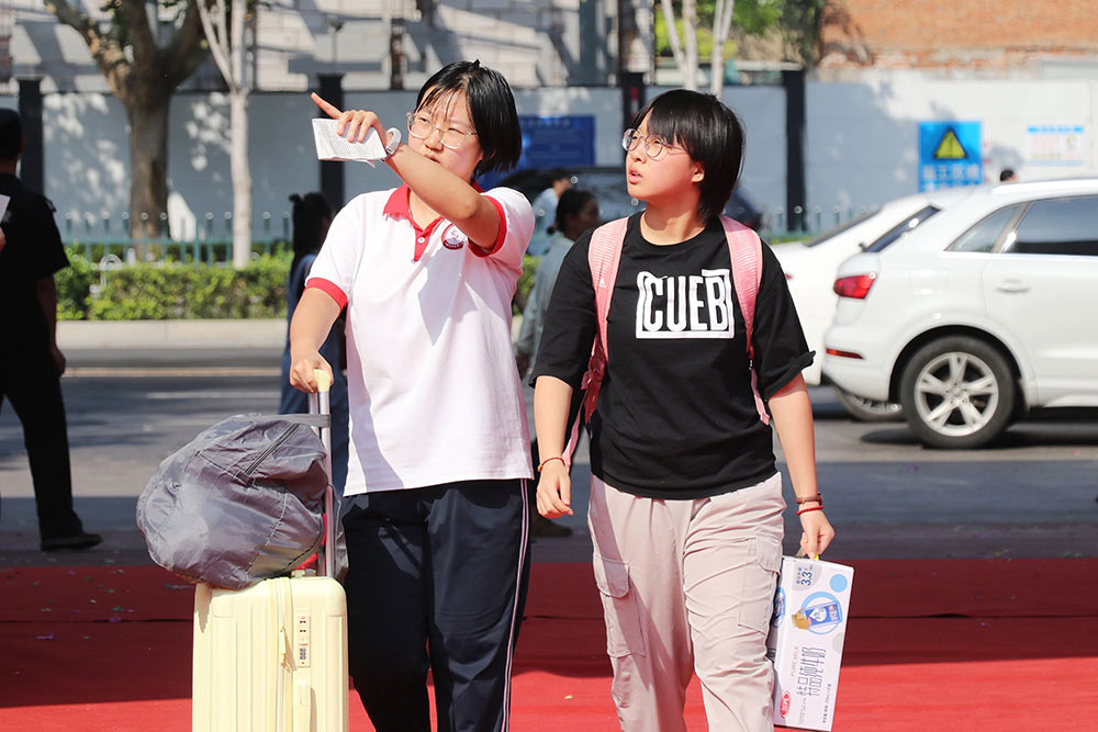梦想启航，温暖相遇！石家庄私立第一中学新生报到日全程高燃