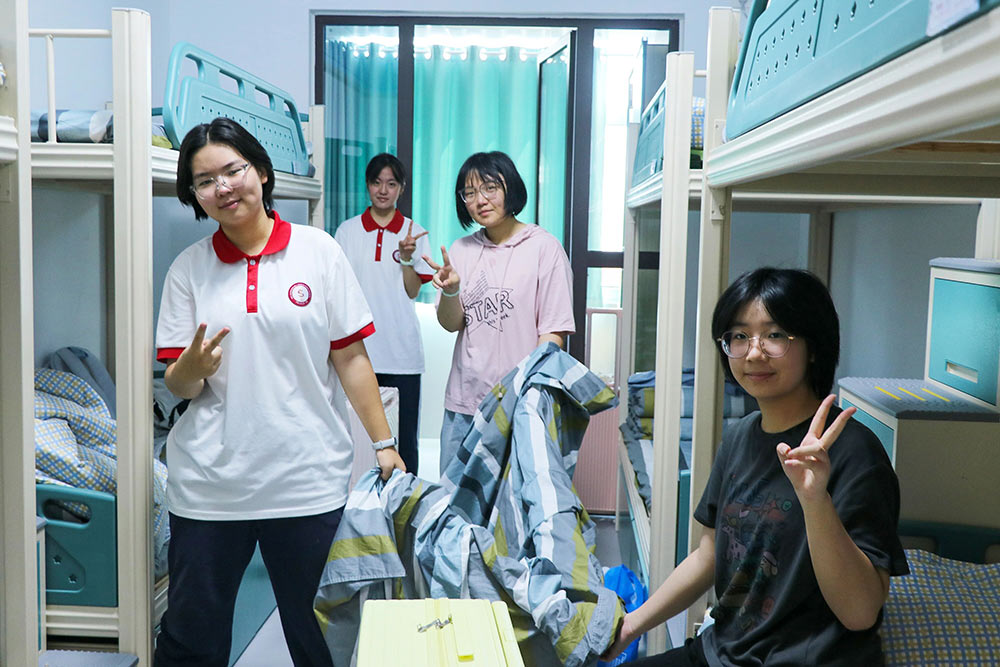 梦想启航，温暖相遇！石家庄私立第一中学新生报到日全程高燃