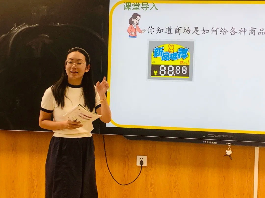 【立小•教学】“不打招呼的约会”开始啦！从推门到入心，瞧，教室门后藏着啥？一起来“突袭”吧！