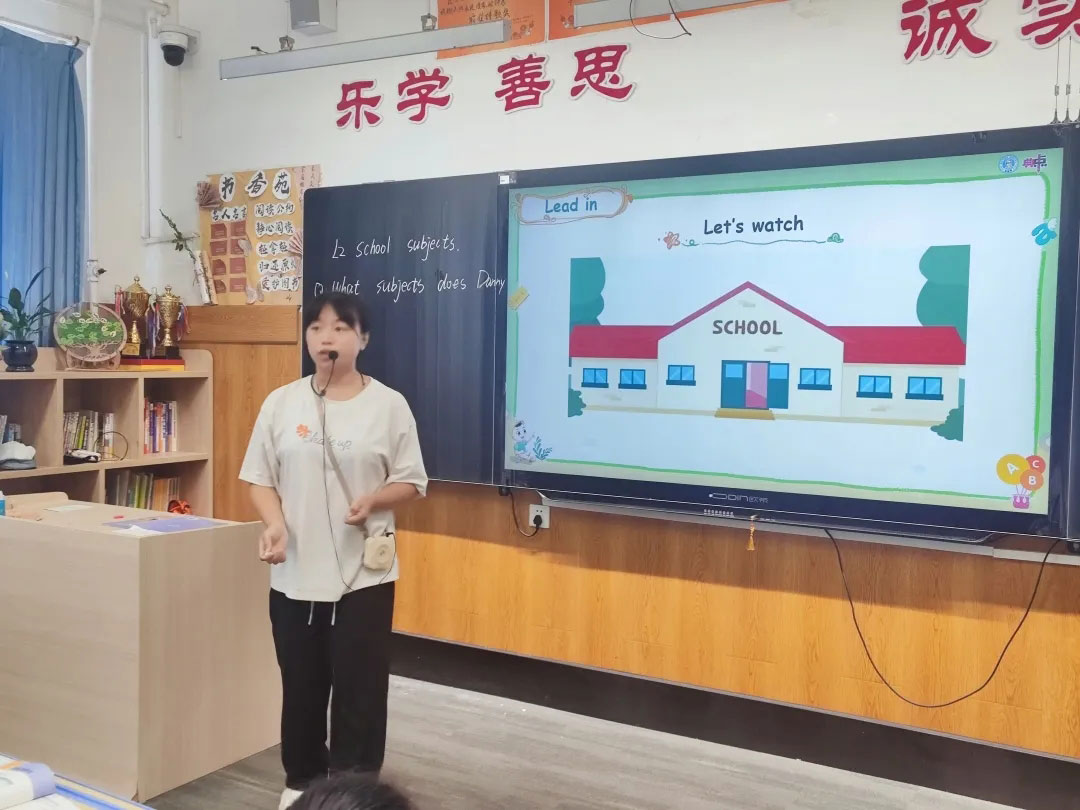 【立小•教学】“不打招呼的约会”开始啦！从推门到入心，瞧，教室门后藏着啥？一起来“突袭”吧！
