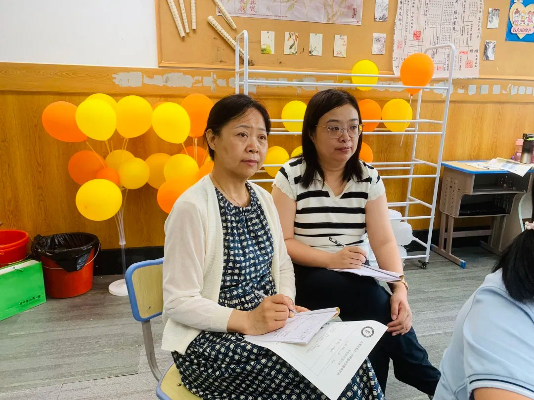 【立小•教学】“不打招呼的约会”开始啦！从推门到入心，瞧，教室门后藏着啥？一起来“突袭”吧！
