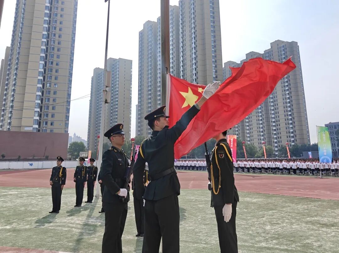 亮大国重器，强时代担当——石家庄私立一中初中部全体师生观看九三阅兵纪实