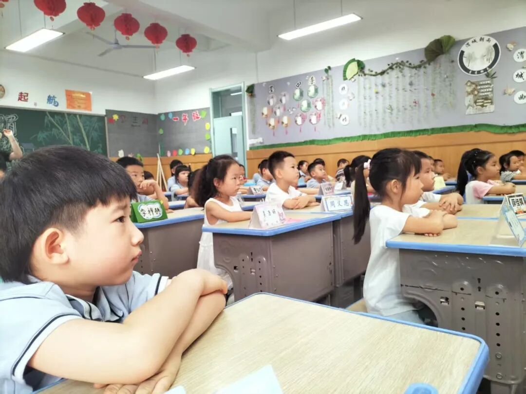 【立小 • 级部风采】那年花开秋正浓 一年级的故事就这样开始啦！