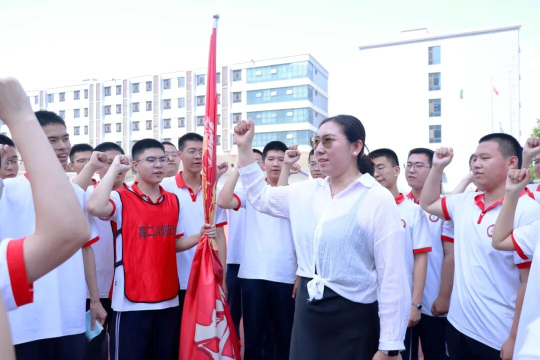 桃李芬芳，师恩难忘丨石家庄私立第一中学温馨庆祝第41个教师节