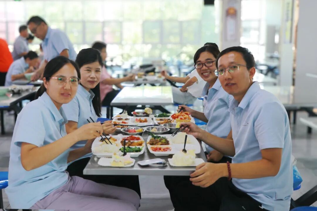 桃李芬芳，师恩难忘丨石家庄私立第一中学温馨庆祝第41个教师节