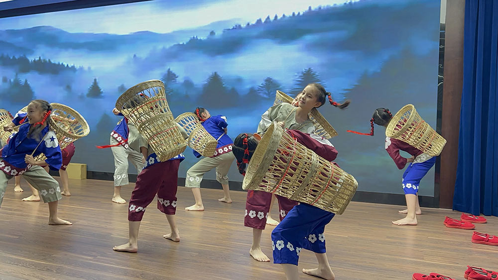 【立小•家校】2025-2026学年第一学期期初家校恳谈会暨第二届亲子节启动仪式