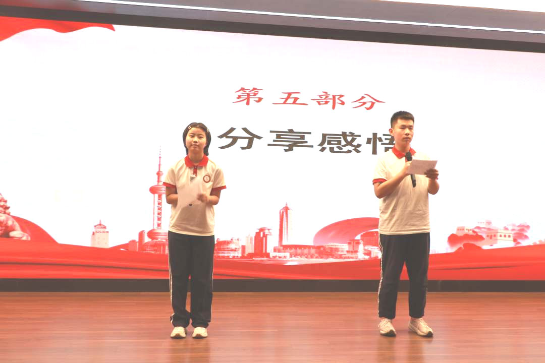 不忘历史烽烟起 心中长哨警钟声丨初二年级主题教育活动